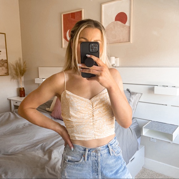 Abercrombie Yellow Floral Faux Silk Ruched Cami - Picture 2 of 9